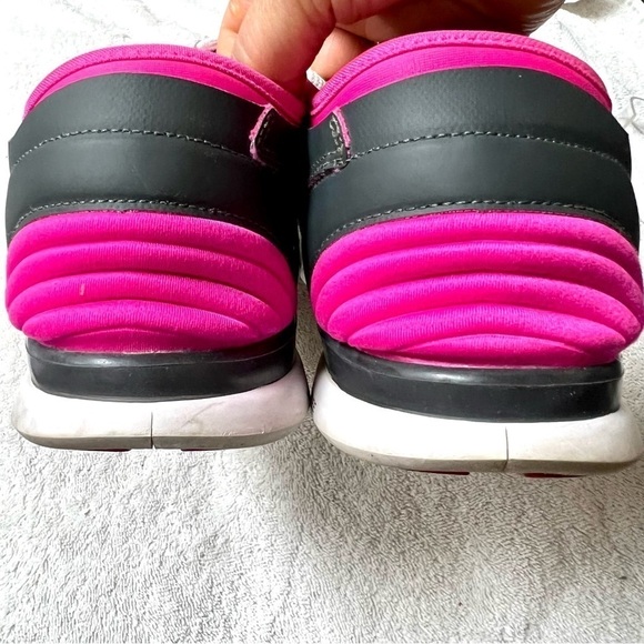 NIKE Women's Free Balanza Training Shoe black pink size 12 - Picture 6 of 9